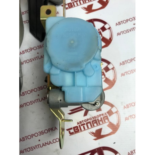 Ремінь безпеки передній правий Kia Sorento 2002-2009 888203E010CY
